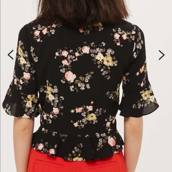 Topshop Petite Floral ruched crop blouse - Picture 4 of 8